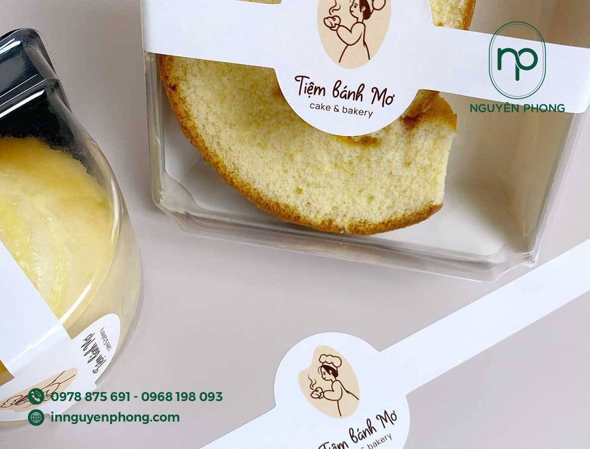 In sticker tiệm bánh